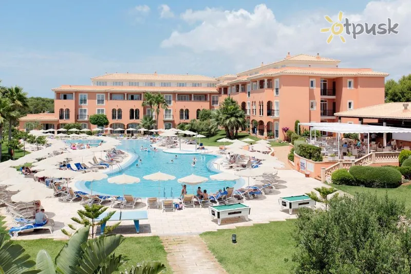 Фото отеля Grupotel Macarella Suites & Spa 4* Menorka Ispanija išorė ir baseinai