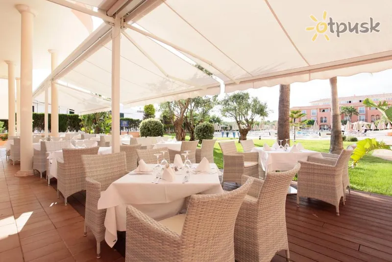 Фото отеля Grupotel Macarella Suites & Spa 4* Menorka Ispanija barai ir restoranai