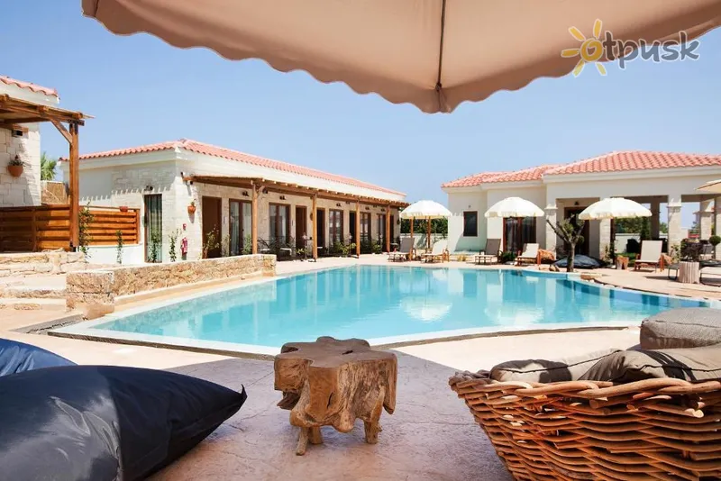 Фото отеля Casa Afytos 3* Halkidiki — Kasandra Grieķija ārpuse un baseini