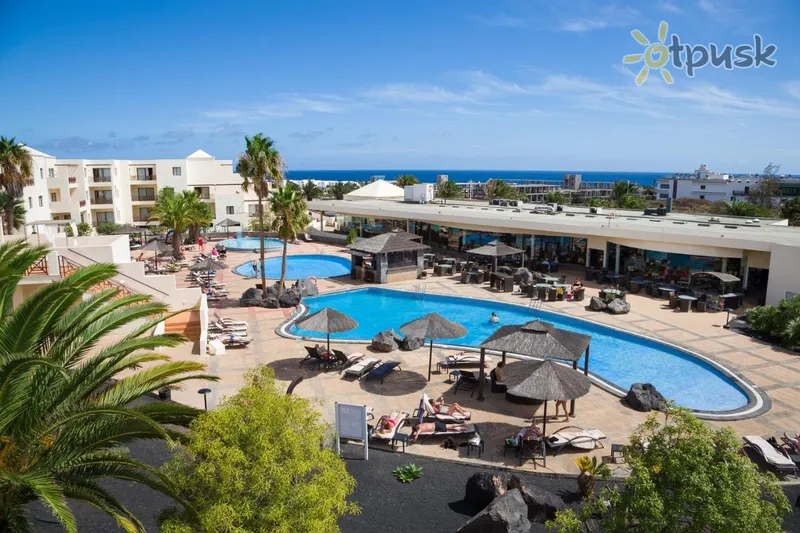 Фото отеля Vitalclass Lanzarote Sports & Wellness Resort 4* о. Лансароте (Канари) Іспанія екстер'єр та басейни
