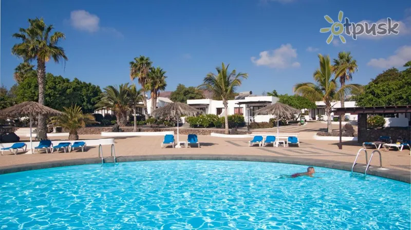 Фото отеля Bungalows Playa Limones 3* о. Лансароте (Канари) Іспанія екстер'єр та басейни