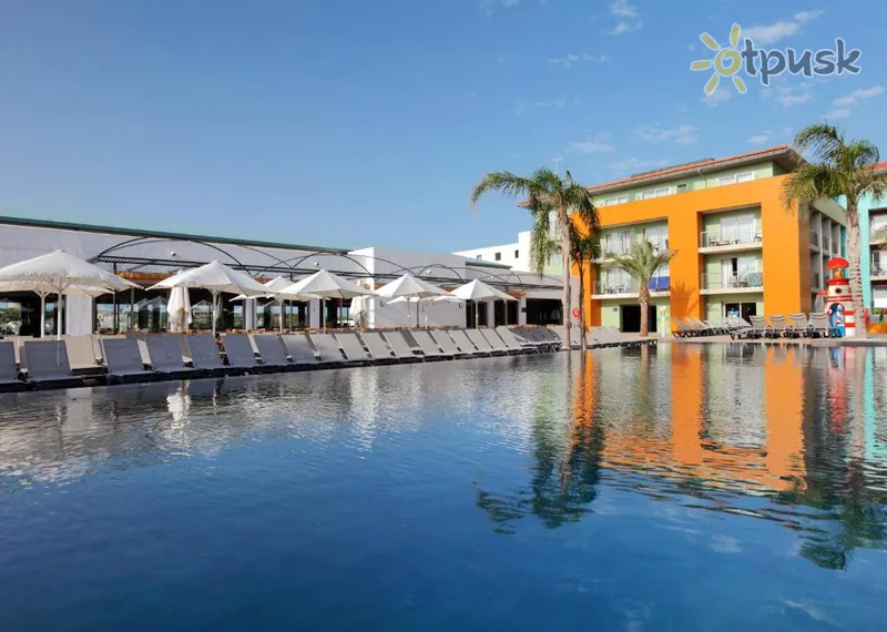 Фото отеля Occidental Menorca 4* о. Менорка Іспанія екстер'єр та басейни