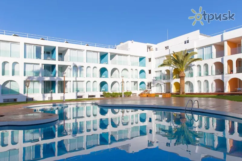 Фото отеля Ebano Hotel Apartments & Spa 4* par. Ibiza Spānija ārpuse un baseini
