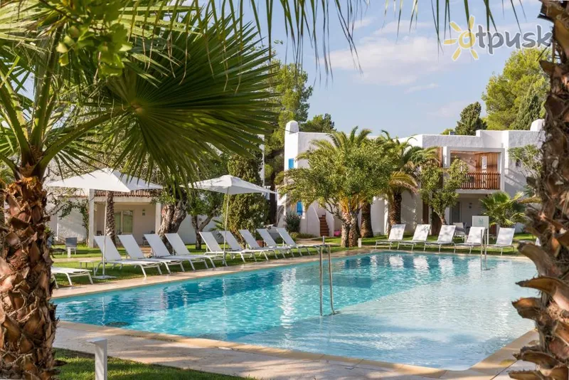 Фото отеля Cala Llenya Resort Ibiza 4* о. Ібіца Іспанія екстер'єр та басейни
