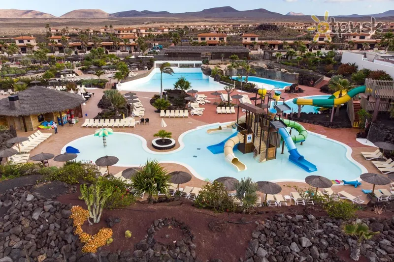 Фото отеля Pierre & Vacances Resort Fuerteventura OrigoMare 4* о. Фуэртевентура (Канары) Испания экстерьер и бассейны