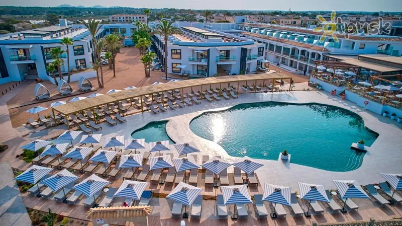 Фото отеля Universal Grand Leon & Spa 5* о. Майорка Іспанія екстер'єр та басейни