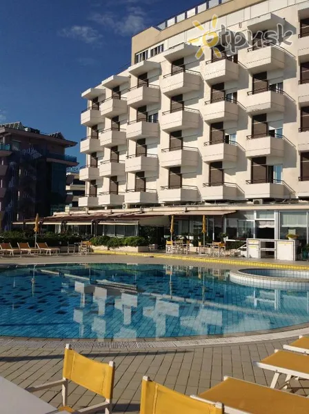 Фото отеля David Hotel 3* Rimini Itālija ārpuse un baseini