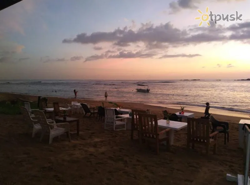 Фото отеля Banana Beach 3* Унаватуна Шри-Ланка пляж