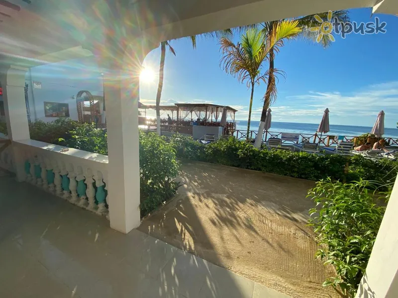 Фото отеля Zenobia Beach Resort 3* Нунгві Танзанія екстер'єр та басейни