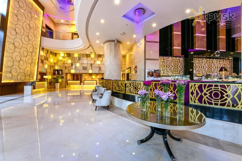 Фото отеля Crowne Plaza Doha West Bay 5* Doha Kataras fojė ir interjeras