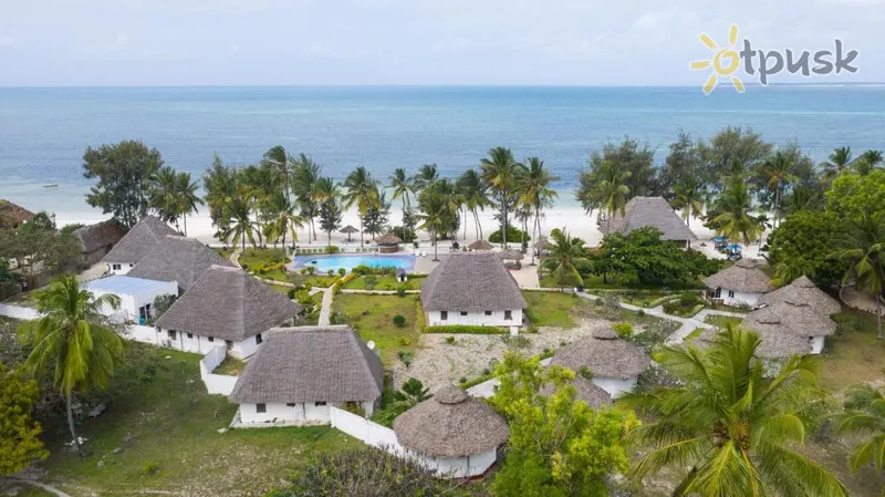 Фото отеля F-Zeen Boutique Hotel Zanzibar 4* Уроа Танзания экстерьер и бассейны