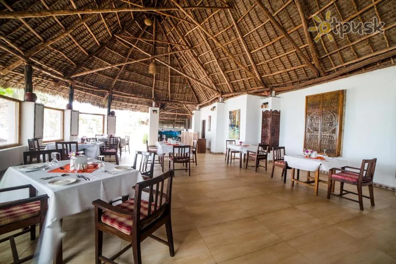 Фото отеля F-Zeen Boutique Hotel Zanzibar 4* Уроа Танзания бары и рестораны