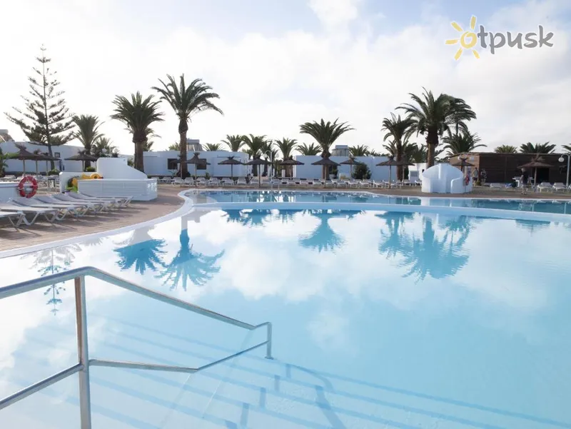 Фото отеля HL Rio Playa Blanca Hotel 4* о. Лансароте (Канары) Испания экстерьер и бассейны