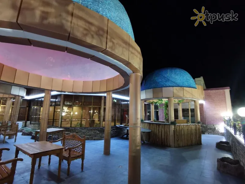 Фото отеля Golubie Kupola Grand Hotel 4* Бухара Узбекистан экстерьер и бассейны