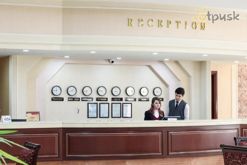 Фото отеля Uzbekistan Hotel 3* Taškenta Uzbekistāna vestibils un interjers