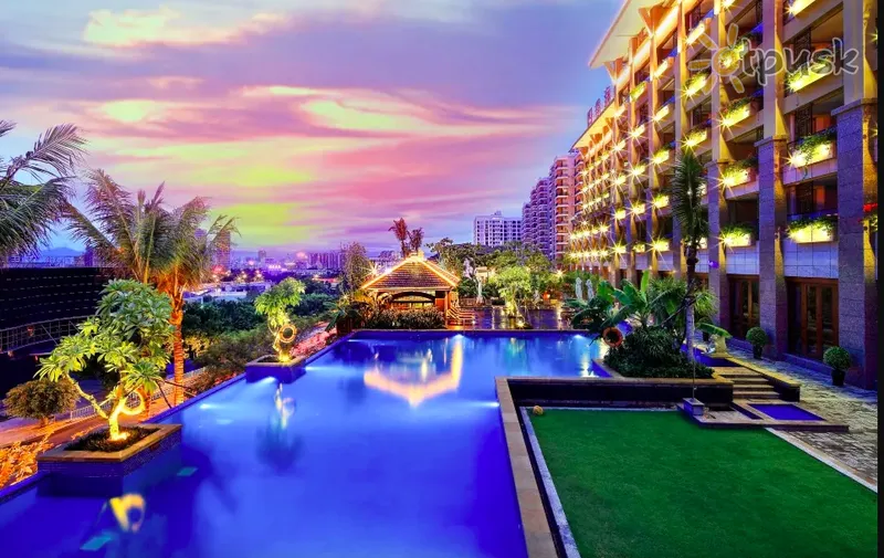 Фото отеля Four Seasons Ocean Courtyard 4* о. Хайнань Китай экстерьер и бассейны