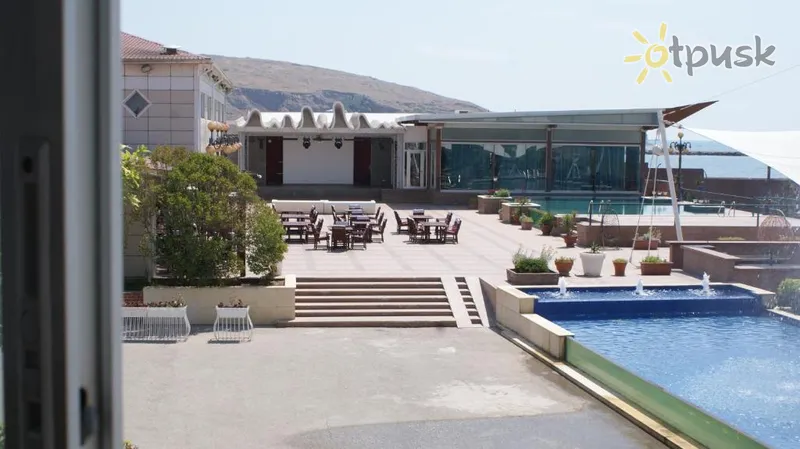 Фото отеля The Crescent Beach Hotel & Leisure Resort 4* Baku Azerbaidžanas 