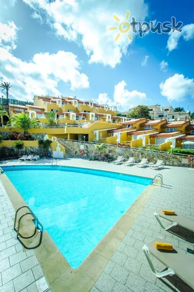 Фото отеля Punta Marina by Livvo Apartments 2* par. Fuerteventura (Kanāriju salas) Spānija ārpuse un baseini