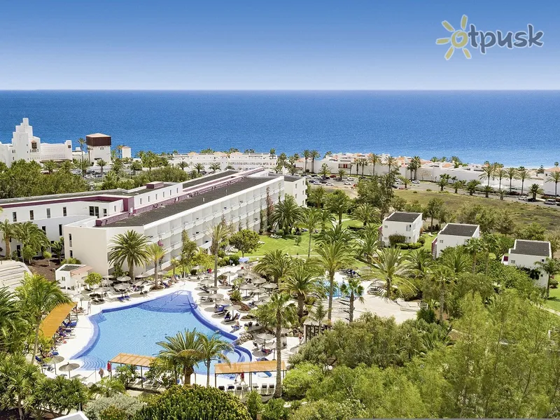 Фото отеля Allsun Hotel Esquinzo Beach 4* о. Фуэртевентура (Канары) Испания экстерьер и бассейны