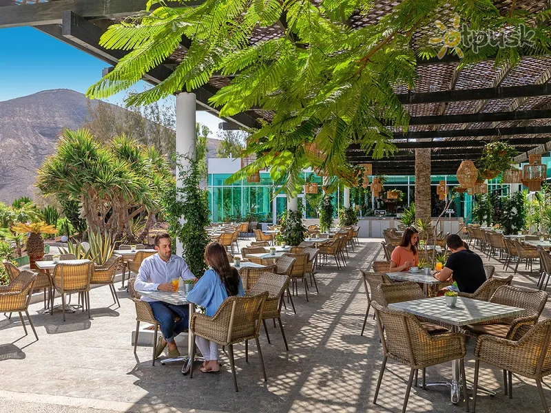 Фото отеля Allsun Hotel Esquinzo Beach 4* par. Fuerteventura (Kanāriju salas) Spānija bāri un restorāni