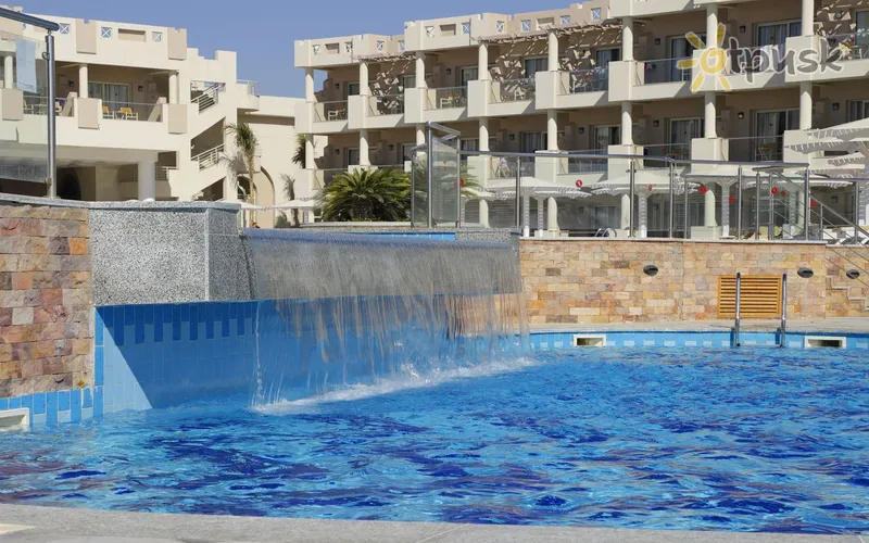 Фото отеля Sirena Beach Resort & Spa 5* Marsa Alamas Egiptas išorė ir baseinai