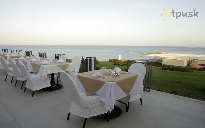 Фото отеля Sirena Beach Resort & Spa 5* Марса Алам Египет бары и рестораны