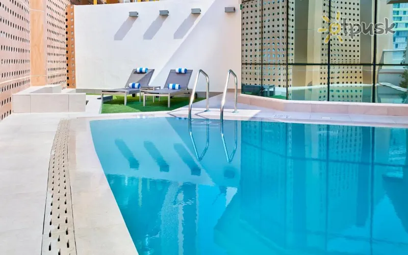 Фото отеля Staybridge Suites Doha Lusail 4* Доха Катар екстер'єр та басейни