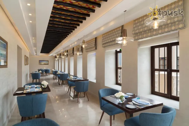 Фото отеля Souq Al Wakra Hotel Qatar by Tivoli 5* Доха Катар бари та ресторани