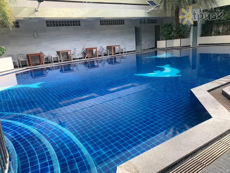 Фото отеля Jomtien Holiday Inn Pattaya 5* Pataja Taizeme ārpuse un baseini