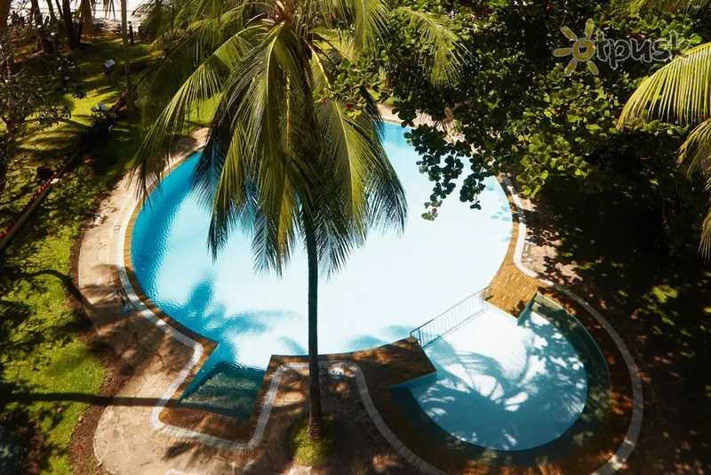 Фото отеля Neptune Beach Resort 4* Момбаса Кения экстерьер и бассейны