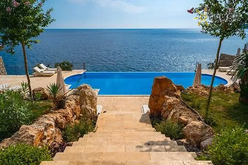 Фото отеля Ponta Melagrana Villa 5* Przno Juodkalnija išorė ir baseinai