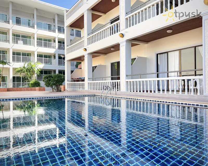 Фото отеля Tris Miracle Kata Beach Side 4* о. Пхукет Таїланд екстер'єр та басейни