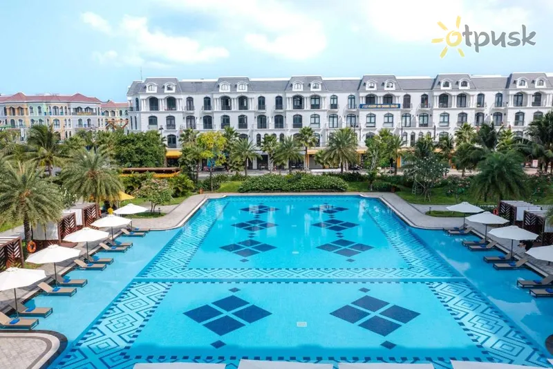 Фото отеля Wyndham Garden Grandworld Phu Quoc 4* о. Фукуок В'єтнам екстер'єр та басейни