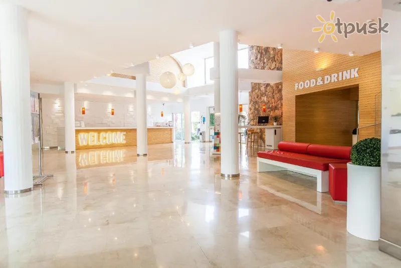 Фото отеля Sol De Alcudia Apartments 3* о. Майорка Іспанія лобі та інтер'єр