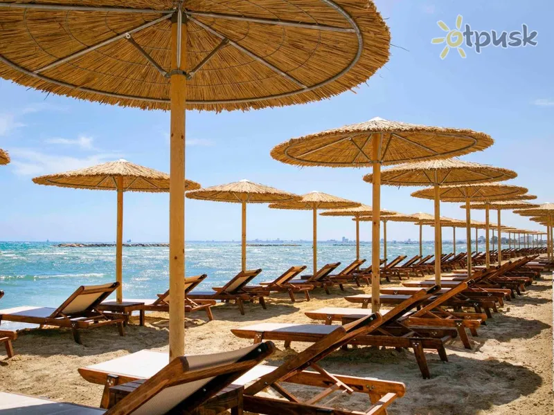 Фото отеля Mercure Larnaca Beach Resort 4* Ларнака Кипр пляж