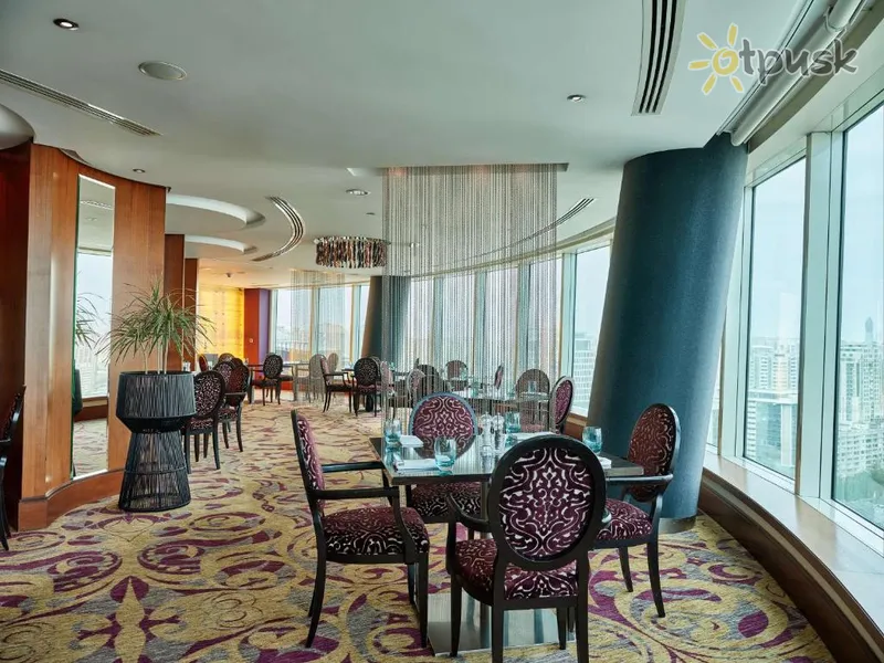 Фото отеля Hilton Baku 5* Баку Азербайджан бари та ресторани
