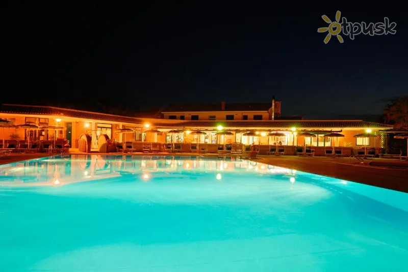 Фото отеля Villaggio La Cecinella 3* Тоскана Италия экстерьер и бассейны