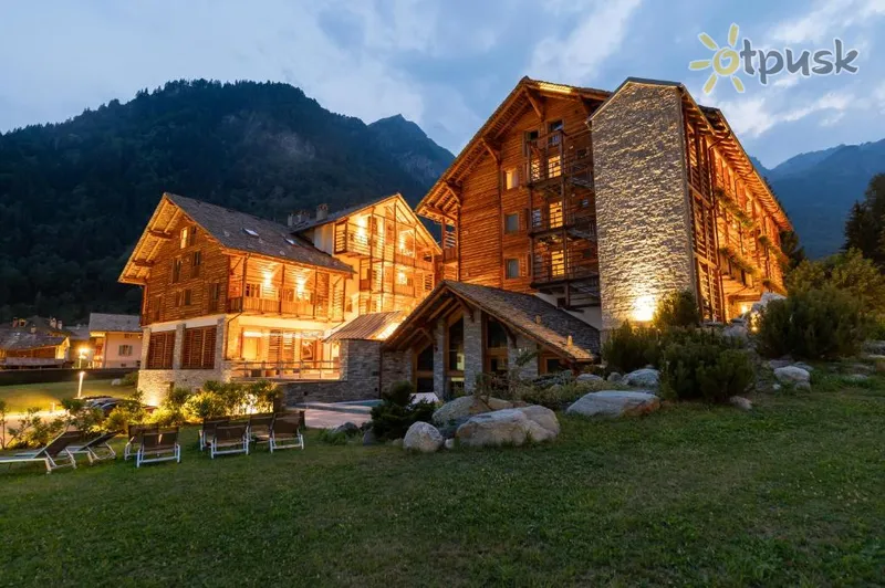 Фото отеля Alagna Mountain Resort & Spa 4* Аоста Италия экстерьер и бассейны