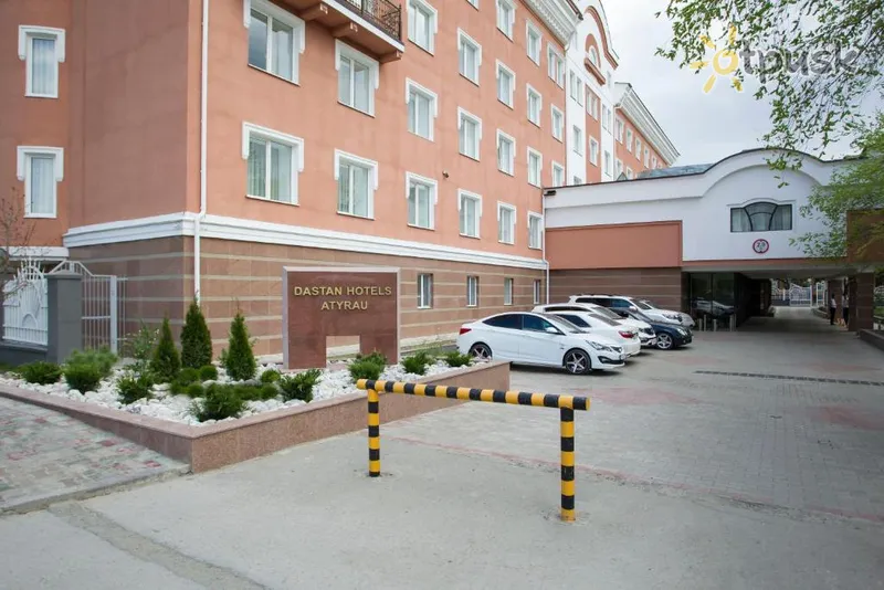 Фото отеля Atyrau Dastan Hotel 4* Атырау Казахстан экстерьер и бассейны
