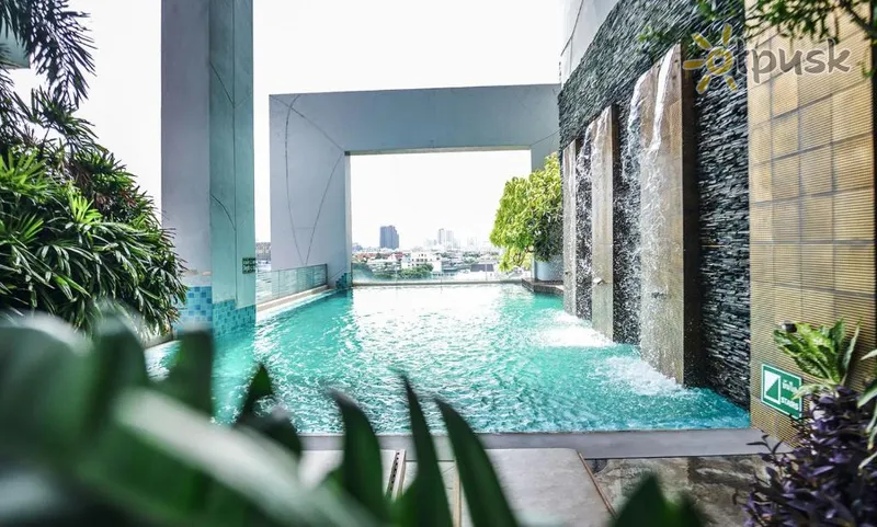 Фото отеля Grand Howard Hotel 4* Бангкок Таїланд екстер'єр та басейни