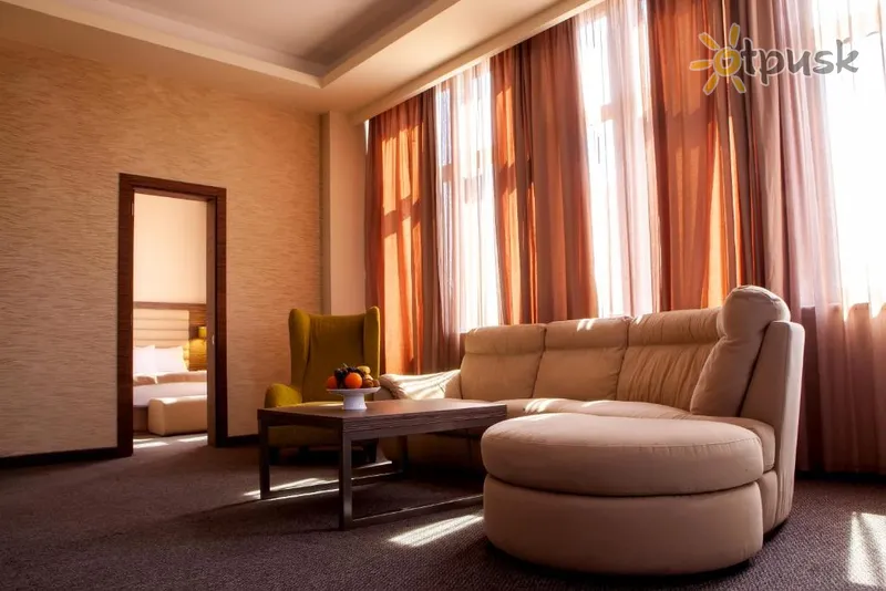 Фото отеля President Hotel by Hrazdan Hotel CJSC 4* Єреван Вірменія 