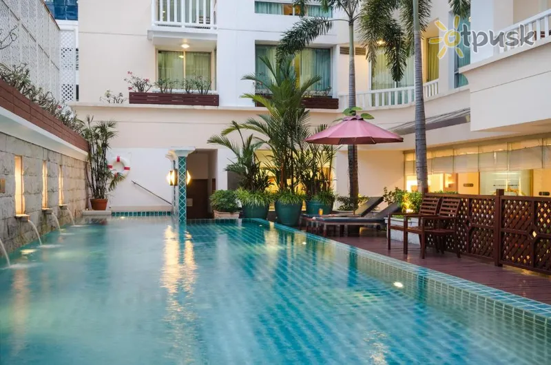 Фото отеля At Ease Saladaeng By Aetas 4* Бангкок Таїланд 