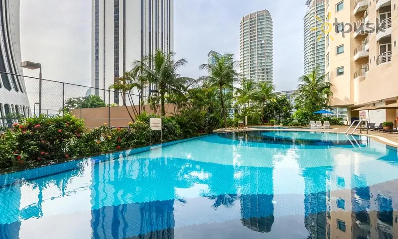 Фото отеля Perdana Kuala Lumpur City Centre 4* Куала Лумпур Малайзія екстер'єр та басейни