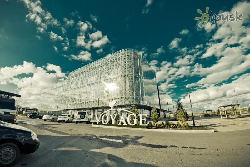 Фото отеля Voyage Hotel 4* Караганда Казахстан экстерьер и бассейны