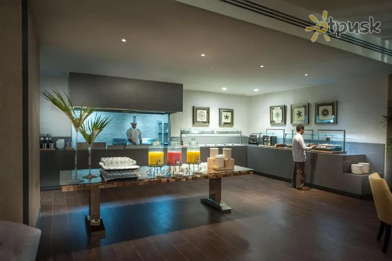 Фото отеля Embassy Suites By Hilton Santo Domingo 4* Санто-Домінго Домінікана бари та ресторани