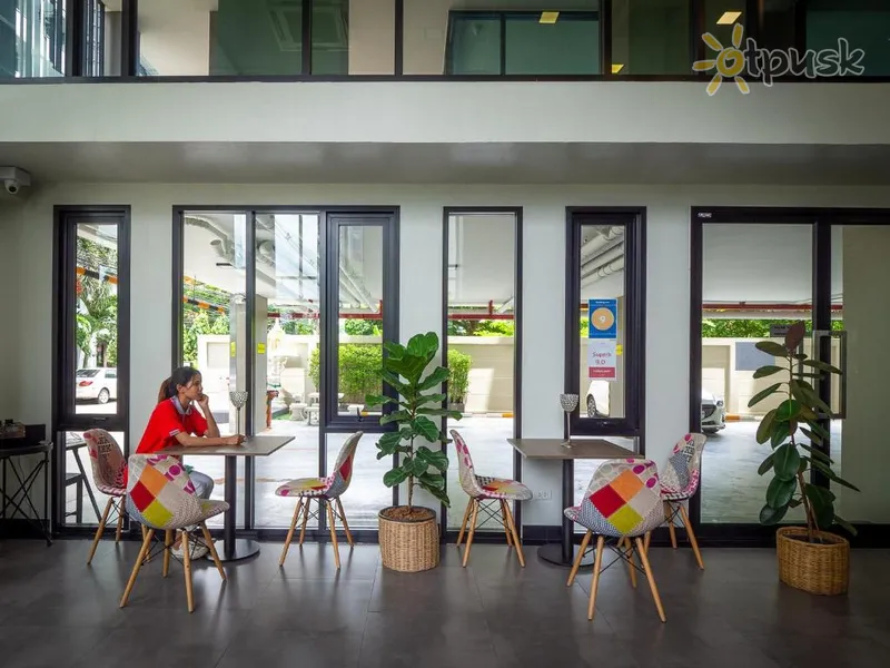 Фото отеля Casa Luxe Hotel & Resident 3* Бангкок Таїланд лобі та інтер'єр