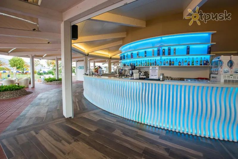 Фото отеля Baia Di Conte 4* о. Сардиния Италия бары и рестораны