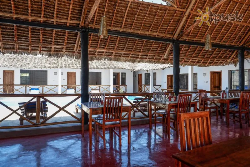 Фото отеля Nungwi Heritage Resort 4* Нунгві Танзанія бари та ресторани