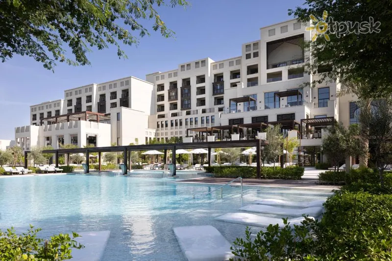 Фото отеля Jumeirah Gulf of Bahrain Resort & Spa 5* Манама Бахрейн екстер'єр та басейни