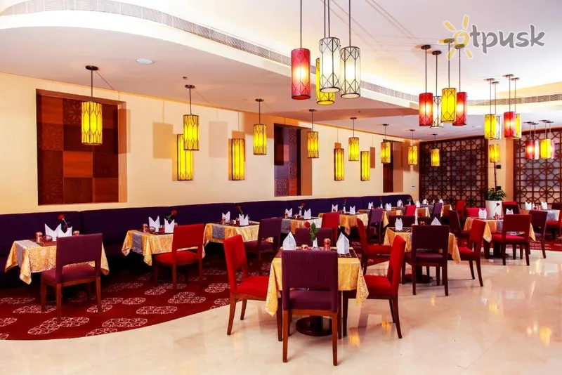 Фото отеля Grand Regal Hotel 4* Доха Катар бары и рестораны